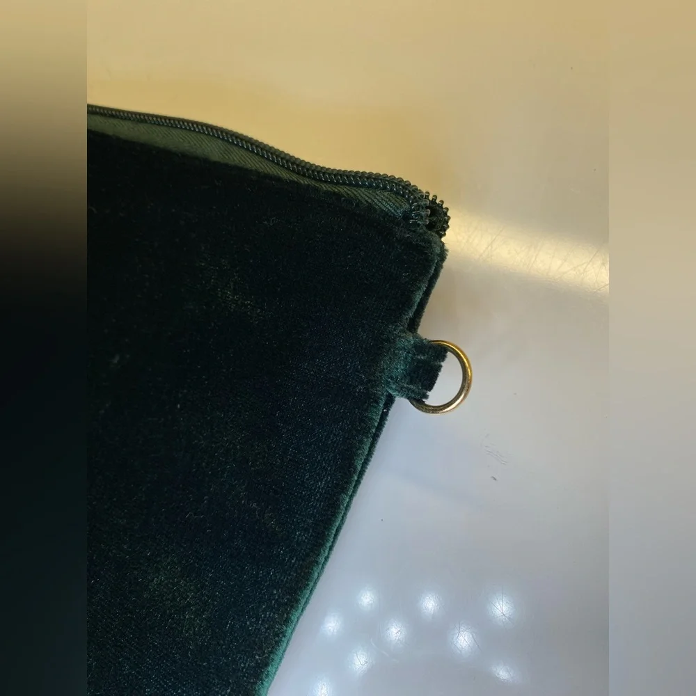 Tartan & Twine Emerald Green Velvet Makeup Cosmetic Bag - New‎ X